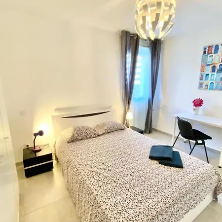 Beautiful For 5 With Swimming Pool * Saint-Raphaël